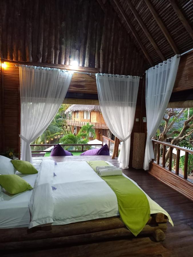 Gading Tree House Villa Batununggul Exterior photo