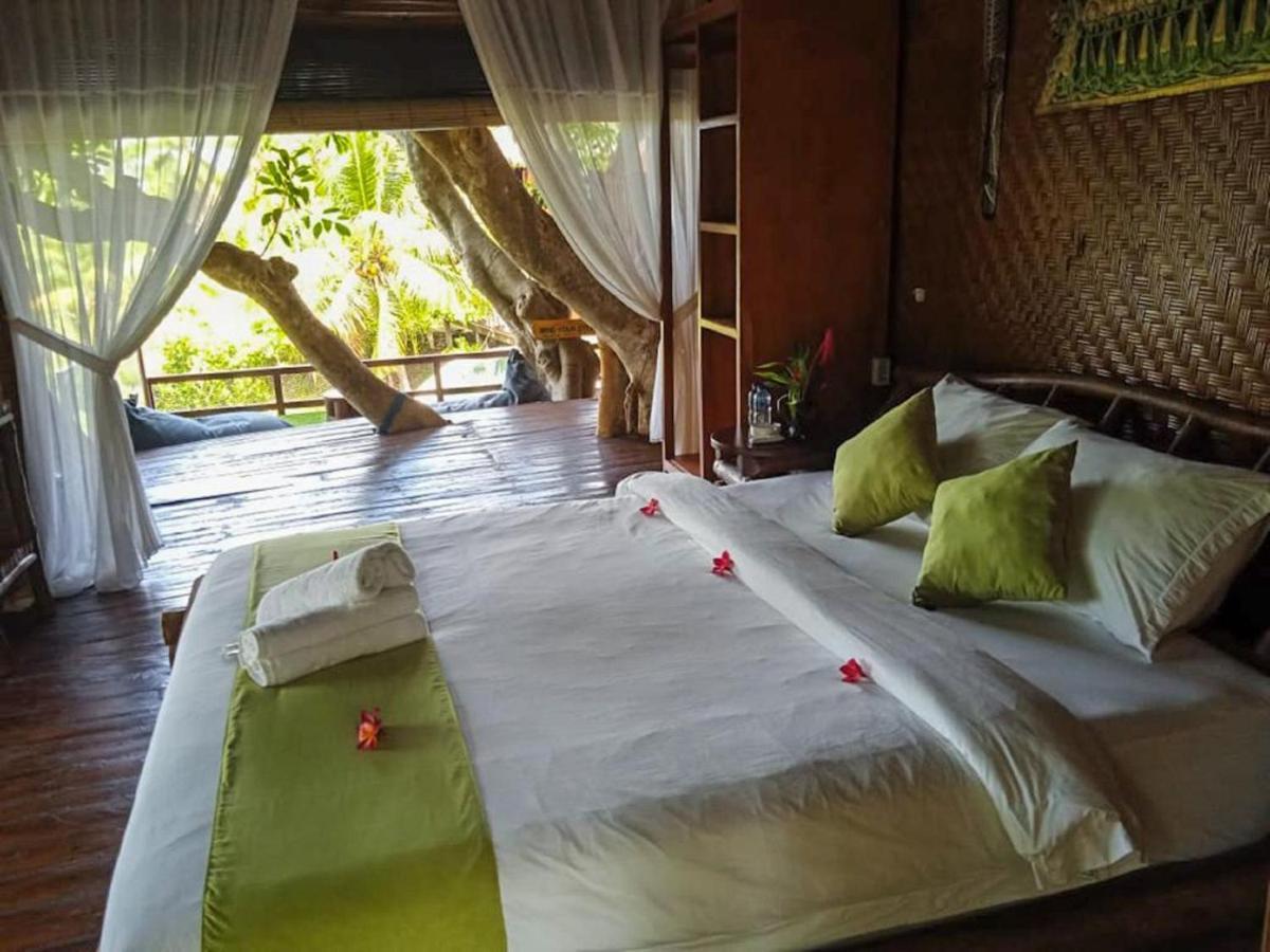 Gading Tree House Villa Batununggul Exterior photo