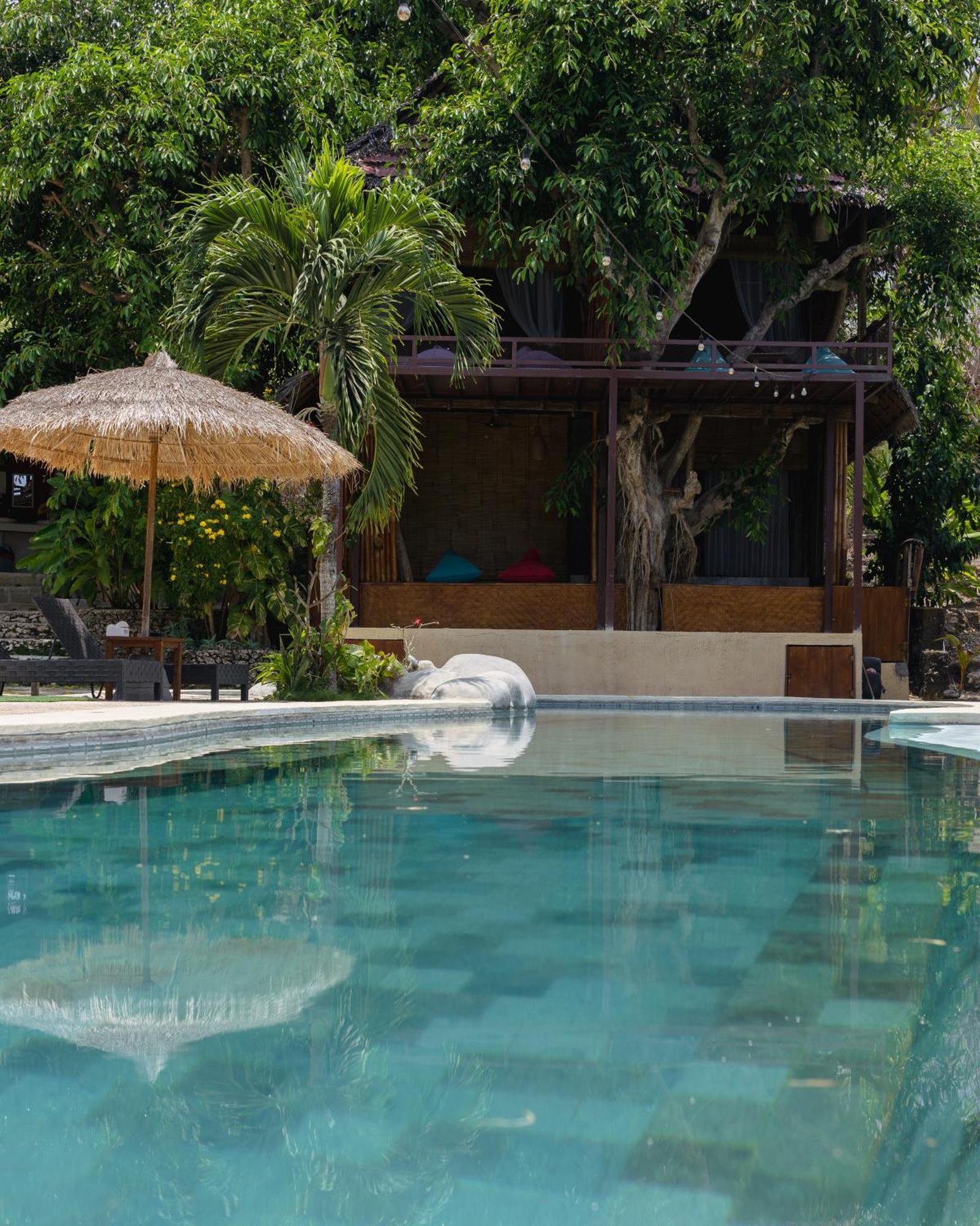 Gading Tree House Villa Batununggul Exterior photo