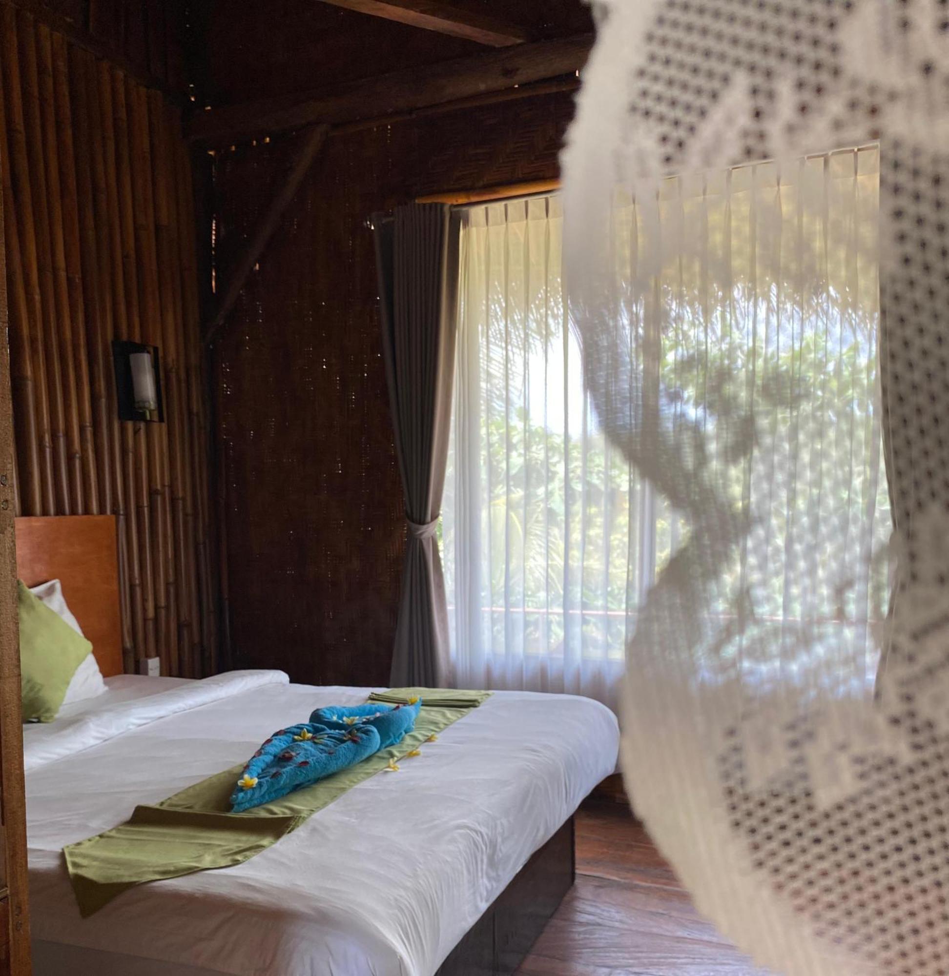 Gading Tree House Villa Batununggul Exterior photo