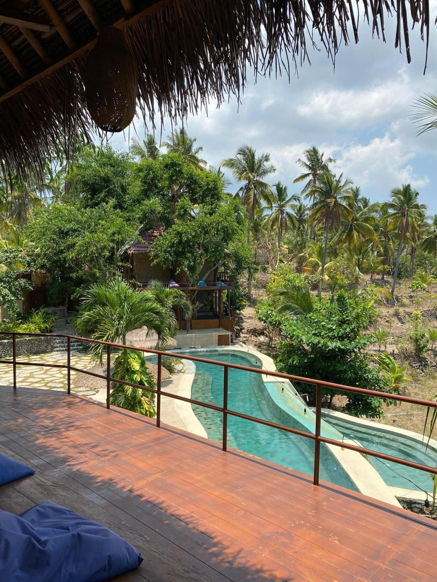 Gading Tree House Villa Batununggul Exterior photo